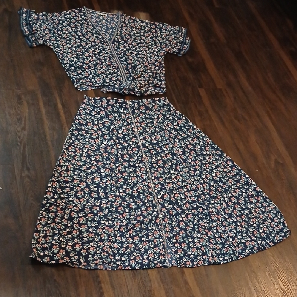 Max Studio Blue Floral Two-Piece Set
